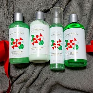 Wondershop Peppermint Set